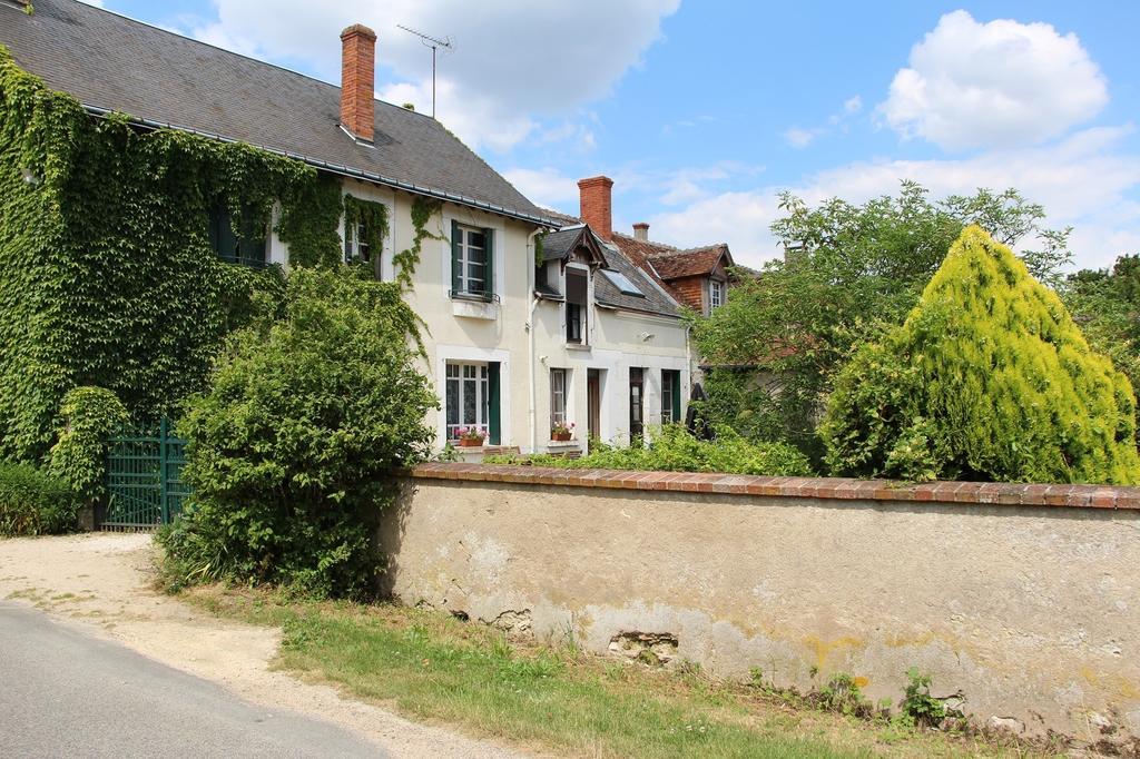 Le Clos De Chatres Oisly Exterior foto